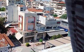 Downtown Studios With City View 88